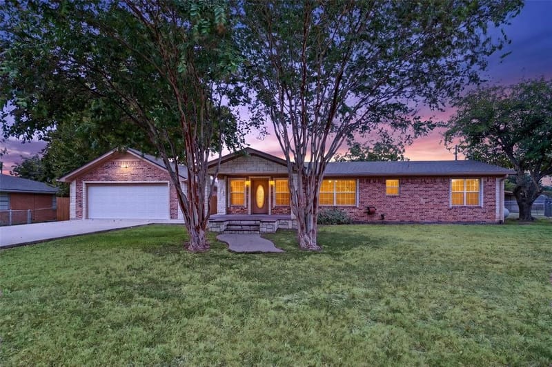 590 Bosque Lane, McGregor TX 76657 - Photo 2