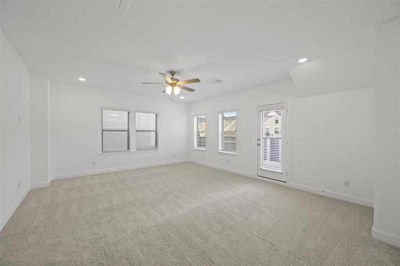 1047 Manacor Lane, Dallas TX 75212 - Photo 29