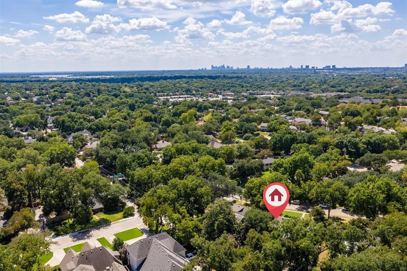 9908 Robin Hill Lane, Dallas TX 75238 - Photo 6