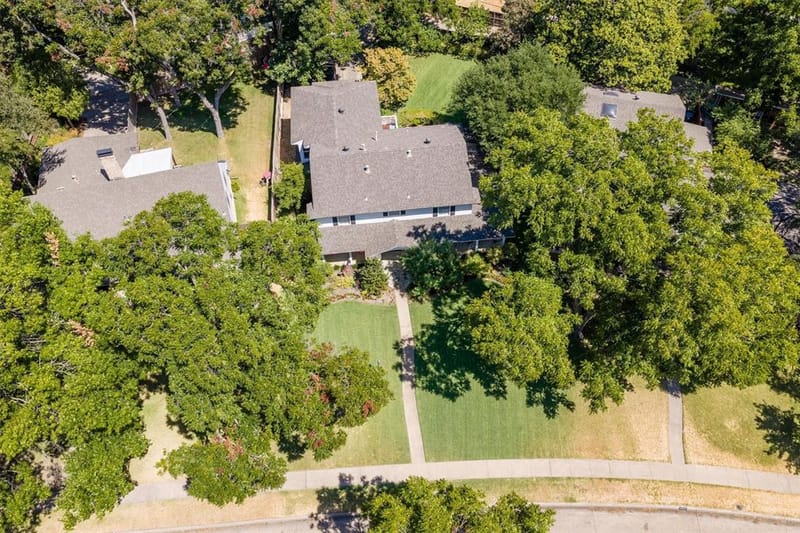 9908 Robin Hill Lane, Dallas TX 75238 - Photo 7
