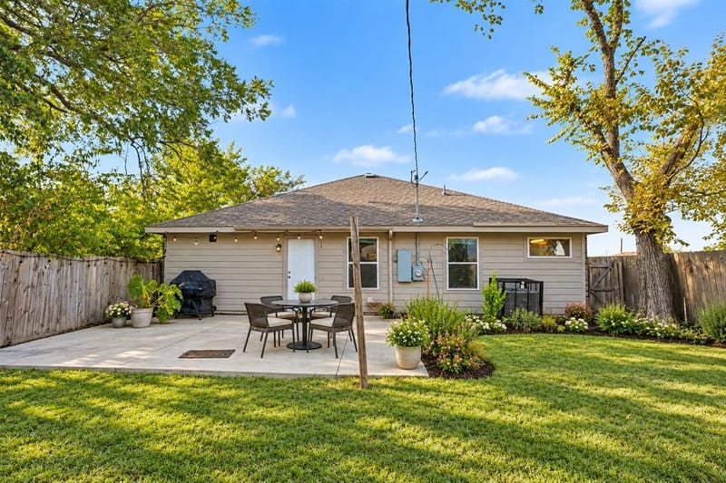 1634 E Missouri Avenue, Dallas TX 75216 - Photo 32