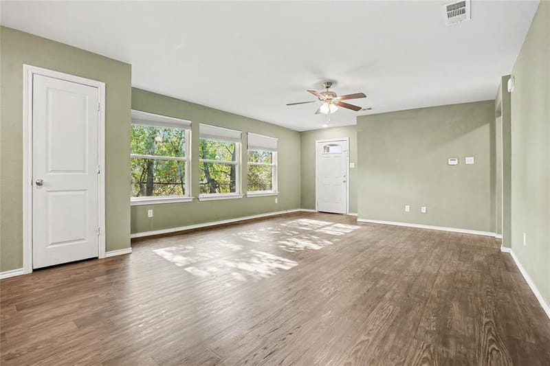 1634 E Missouri Avenue, Dallas TX 75216 - Photo 8