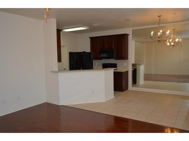 8605 Brunswick Drive, Plano TX 75024 - Photo 6