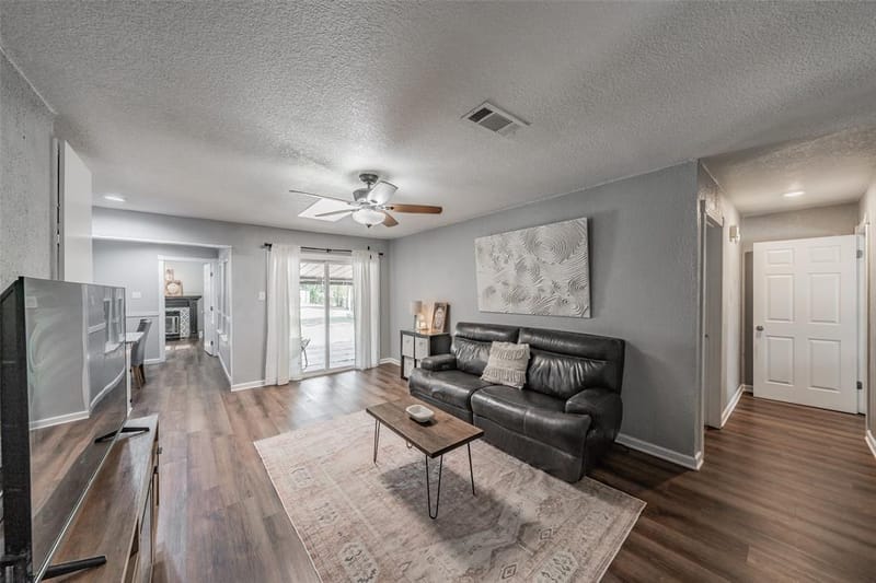 7008 Smithfield Road, North Richland Hills TX 76182 - Photo 3
