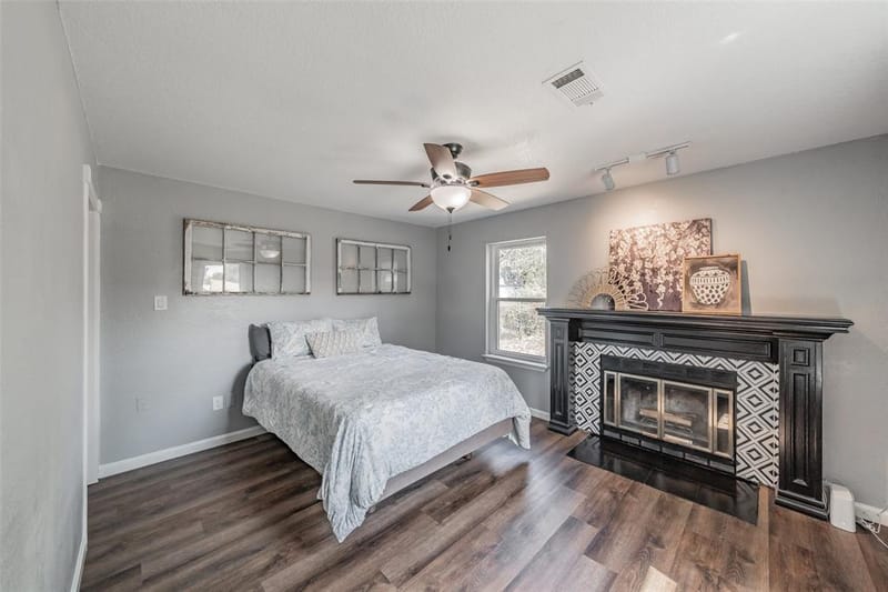 7008 Smithfield Road, North Richland Hills TX 76182 - Photo 9