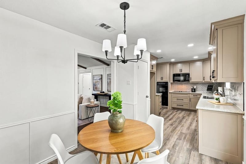 514 Ridgegate Drive, Garland TX 75040 - Photo 13