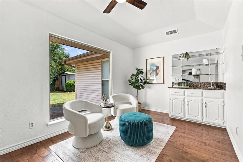514 Ridgegate Drive, Garland TX 75040 - Photo 10