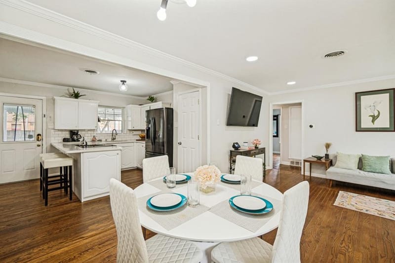2245 San Medina Avenue, Dallas TX 75228 - Photo 9