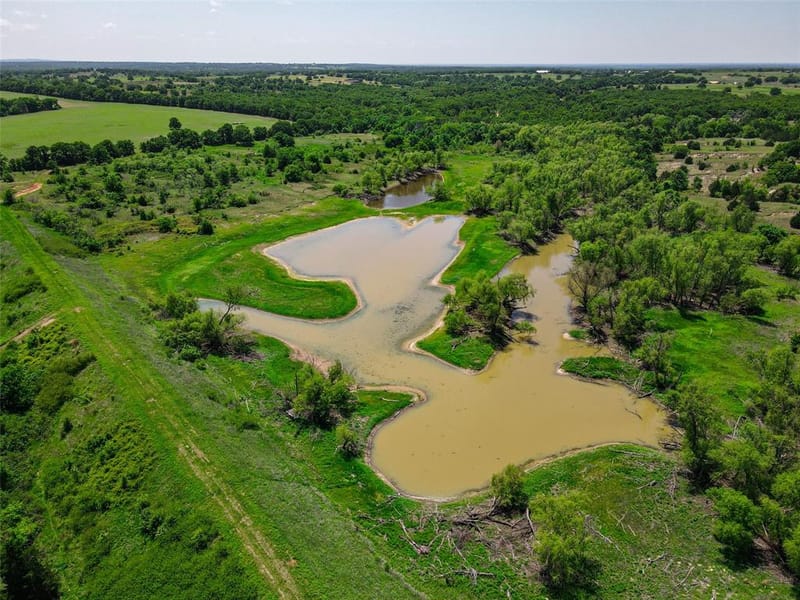 2043 Huddleston Road, Sunset TX 76270 - Photo 6