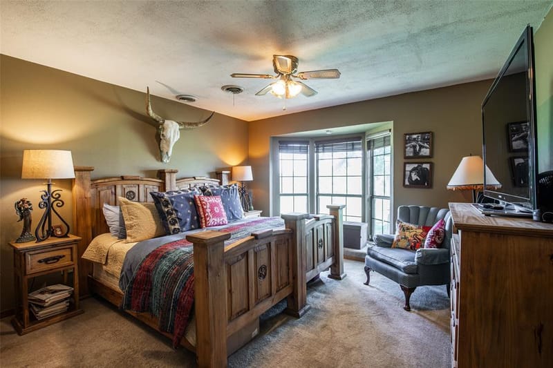 2043 Huddleston Road, Sunset TX 76270 - Photo 17