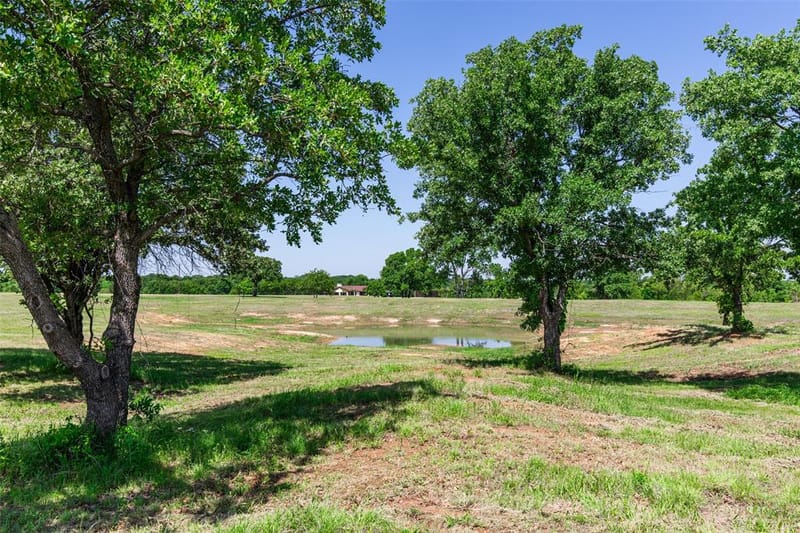 2043 Huddleston Road, Sunset TX 76270 - Photo 28