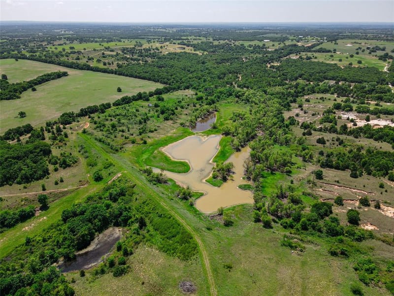2043 Huddleston Road, Sunset TX 76270 - Photo 33