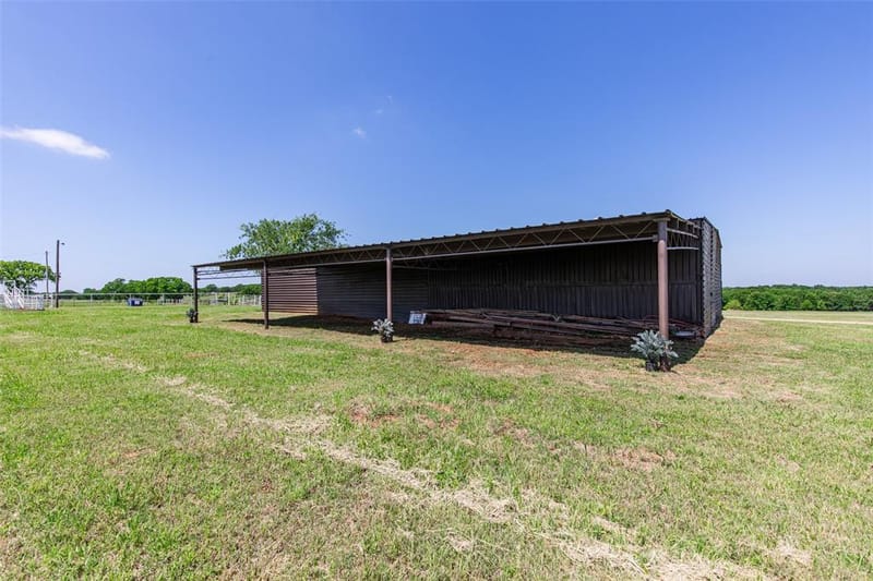 2043 Huddleston Road, Sunset TX 76270 - Photo 29