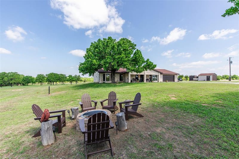2043 Huddleston Road, Sunset TX 76270 - Photo 21