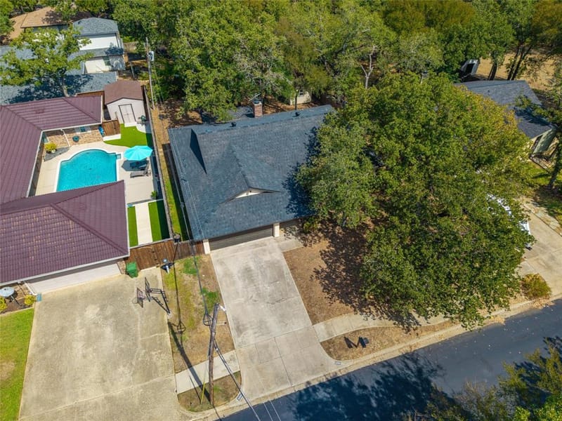 608 Ridgewood Circle, Hurst TX 76054 - Photo 34
