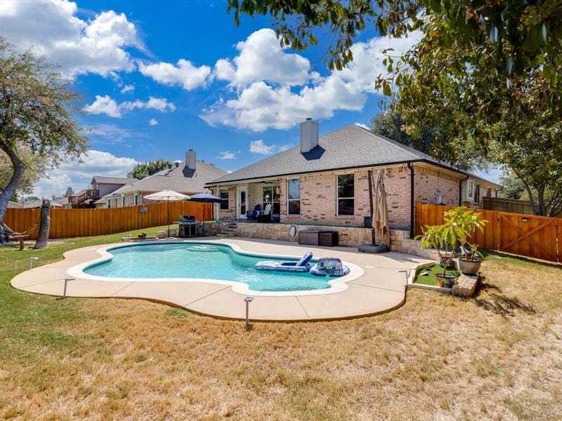 660 Chestnut Lane, Saginaw TX 76179 - Photo 3