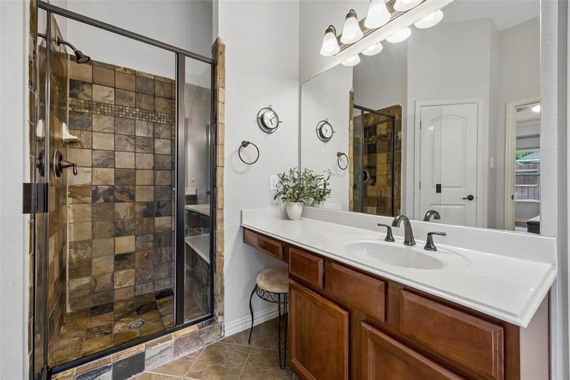 2723 Ponce De Leon, Grand Prairie TX 75054 - Photo 22