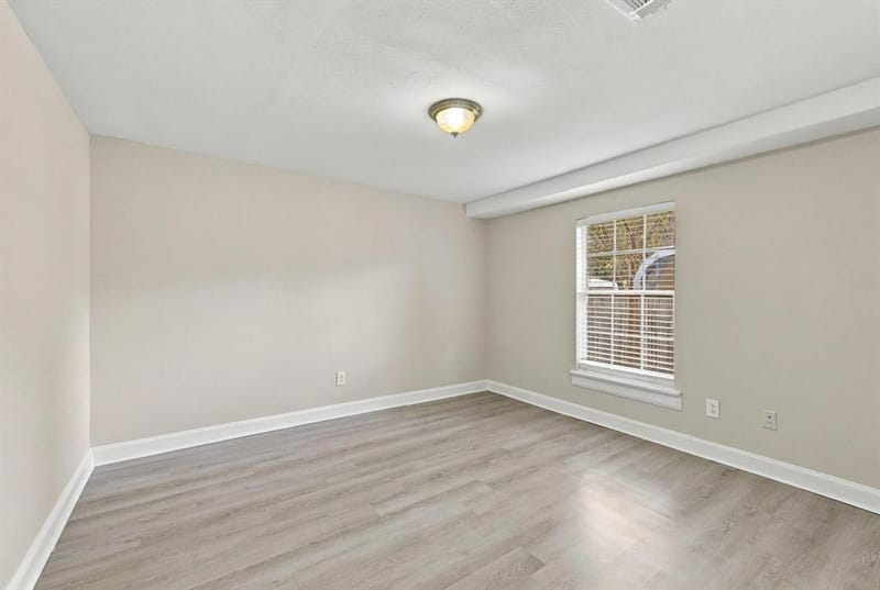 424 W Sears Street, Denison TX 75020 - Photo 28