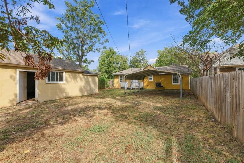 424 W Sears Street, Denison TX 75020 - Photo 34