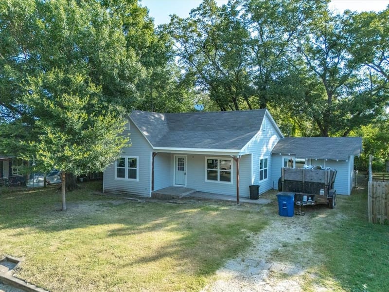 1106 N McKinney Street, Ennis TX 75119 - Photo 6