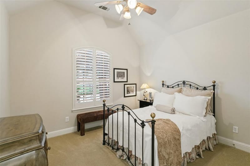 2206 Muskeg Lane, Euless TX 76039 - Photo 18