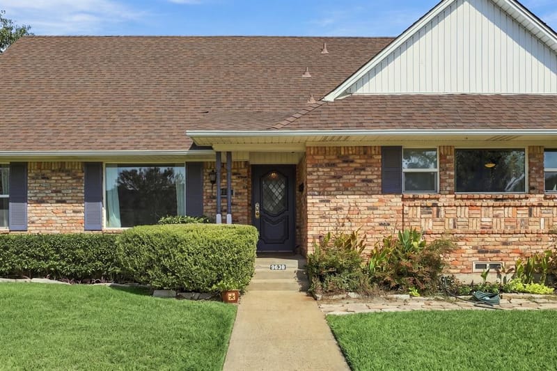 9639 Brentgate Drive, Dallas TX 75238 - Photo 3