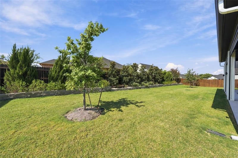 11012 Kings Canyon, Woodway TX 76712 - Photo 33