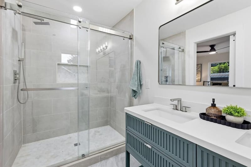 523 Martinique Avenue, Dallas TX 75223 - Photo 27