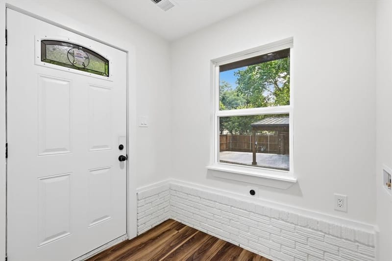 523 Martinique Avenue, Dallas TX 75223 - Photo 32