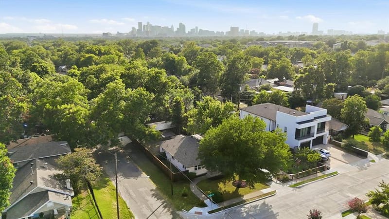 523 Martinique Avenue, Dallas TX 75223 - Photo 34