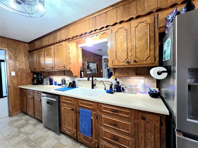 4620 Starlight Drive, Haltom City TX 76117 - Photo 10