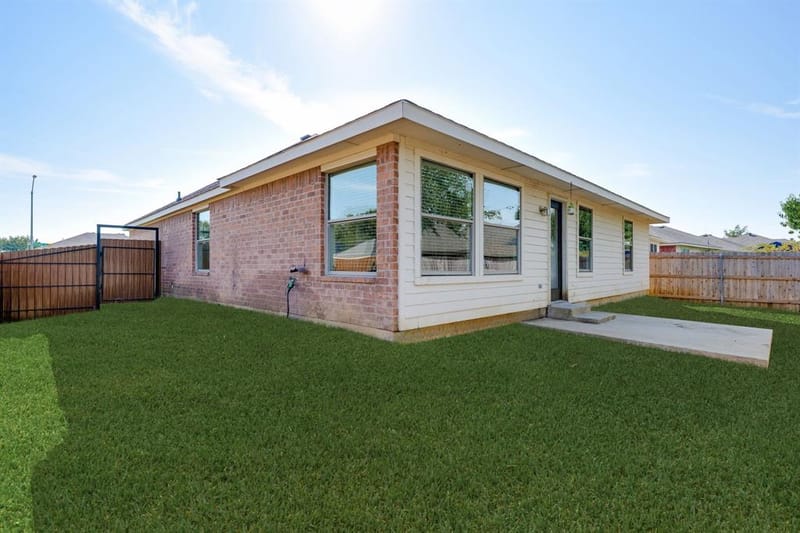 9300 Rhoni Court, Fort Worth TX 76140 - Photo 18