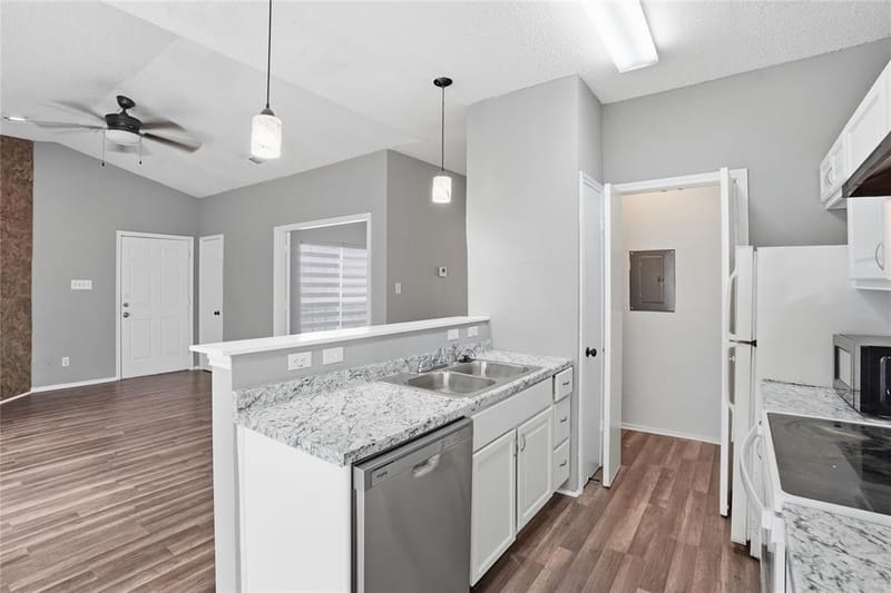 4115 Esters Road # 712, Irving TX 75038 - Photo 5