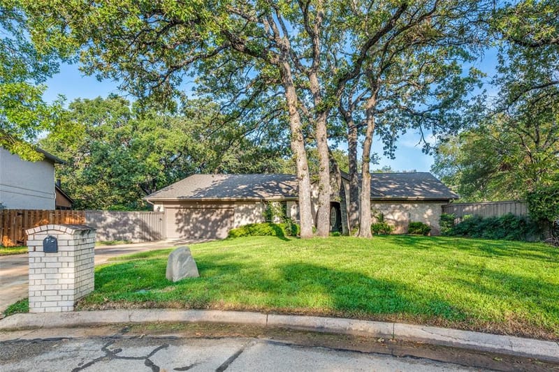 2821 Buffalo Court, Arlington TX 76013 - Photo 7