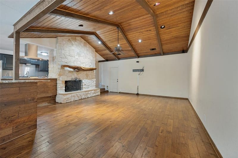 2821 Buffalo Court, Arlington TX 76013 - Photo 8