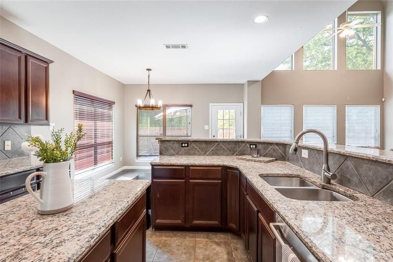 8753 Cherry Lee Lane, Lantana TX 76226 - Photo 8