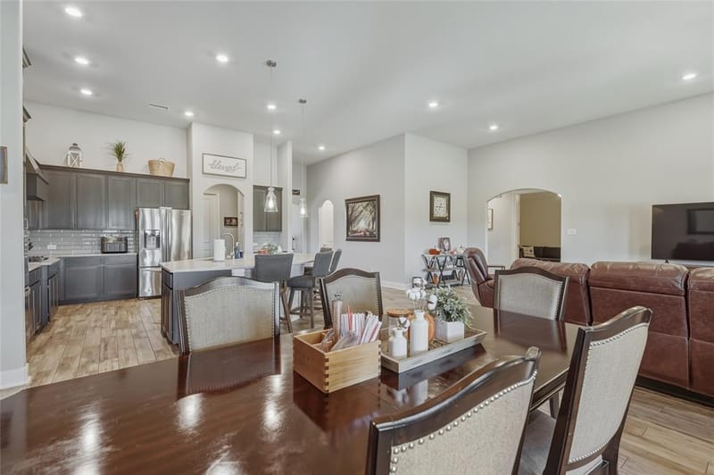 107 Willow Oak Drive, Krugerville TX 76227 - Photo 10