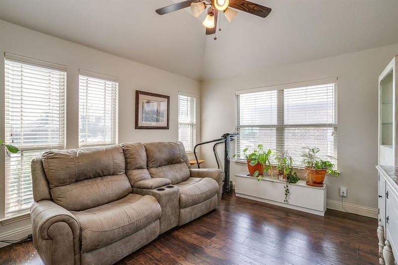 1169 Spring Cress Drive, Burleson TX 76028 - Photo 5