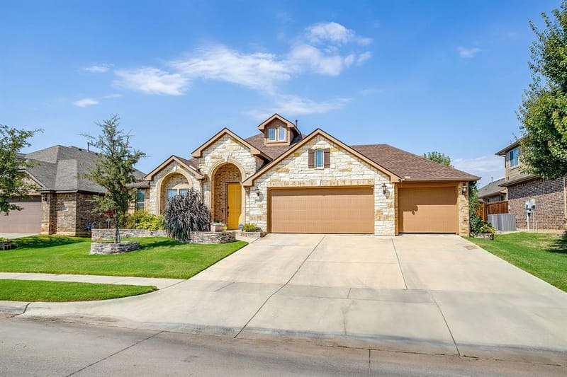 1169 Spring Cress Drive, Burleson TX 76028 - Photo 38