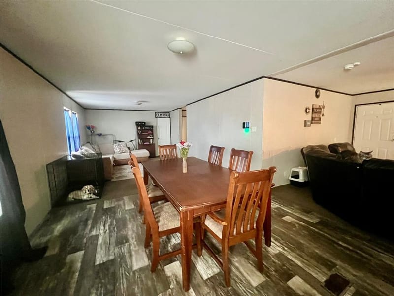 806 S 3rd Street # 6, Grandview TX 76050 - Photo 13