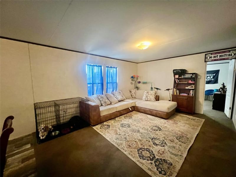806 S 3rd Street # 6, Grandview TX 76050 - Photo 17