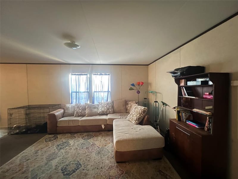 806 S 3rd Street # 6, Grandview TX 76050 - Photo 26