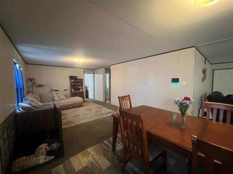 806 S 3rd Street # 6, Grandview TX 76050 - Photo 8