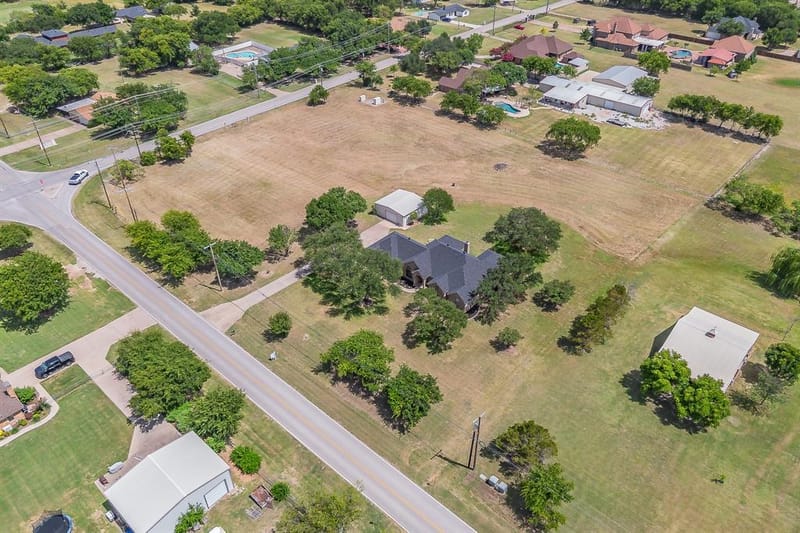 2305 Floyd Hampton Road, Crowley TX 76036 - Photo 34