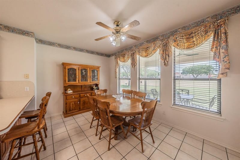 2305 Floyd Hampton Road, Crowley TX 76036 - Photo 14
