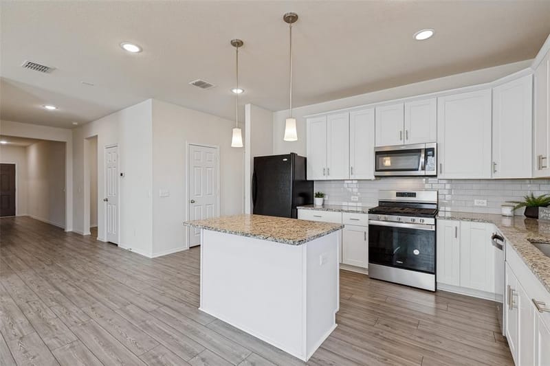 713 Feldspar Way, Princeton TX 75407 - Photo 6