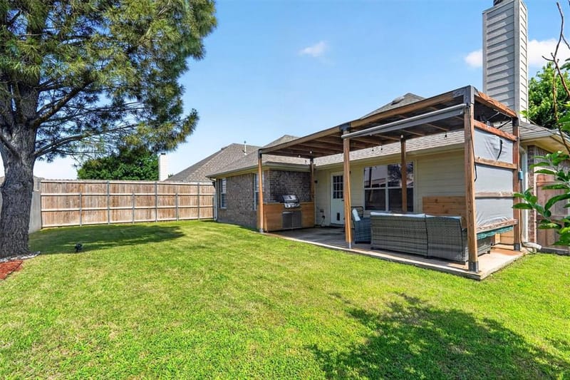 1347 Lake Forest Drive, Grand Prairie TX 75052 - Photo 22