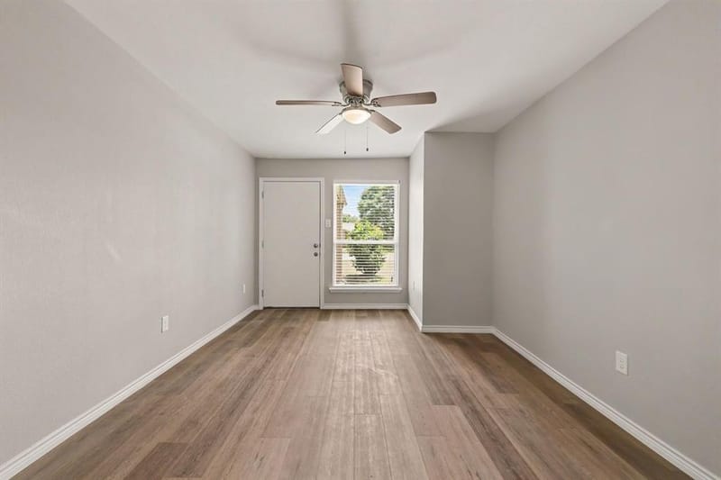 3001 Harvard Street N, Irving TX 75062 - Photo 13