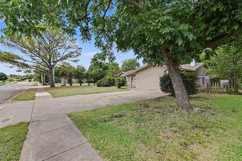 3001 Harvard Street N, Irving TX 75062 - Photo 28