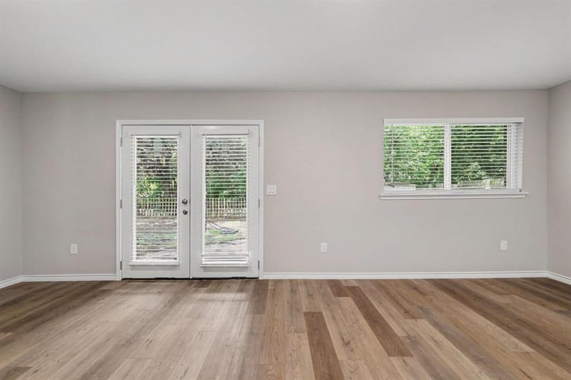 3001 Harvard Street N, Irving TX 75062 - Photo 9
